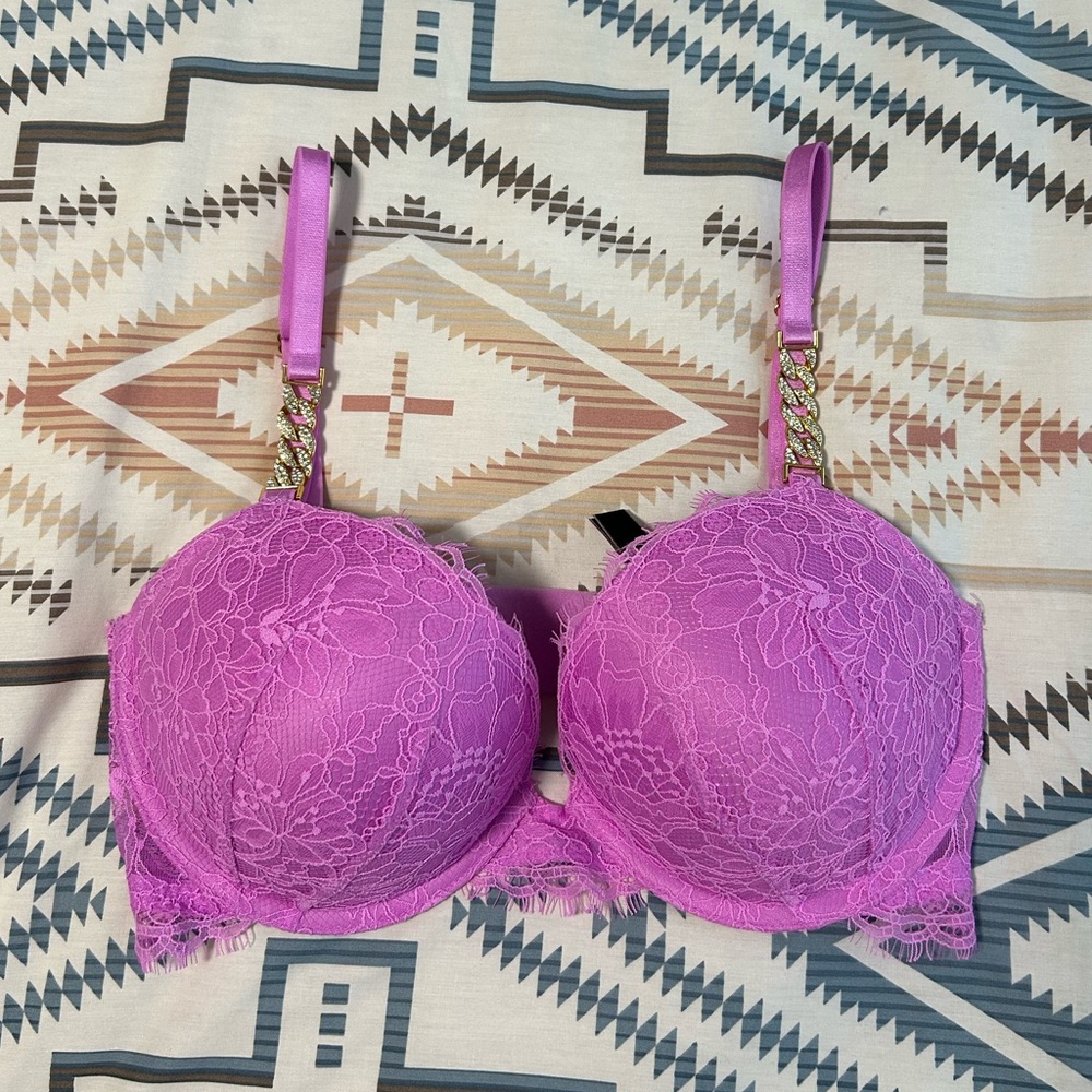 Victoria’s Secret Bombshell Very Sexy Push-up Bra!!